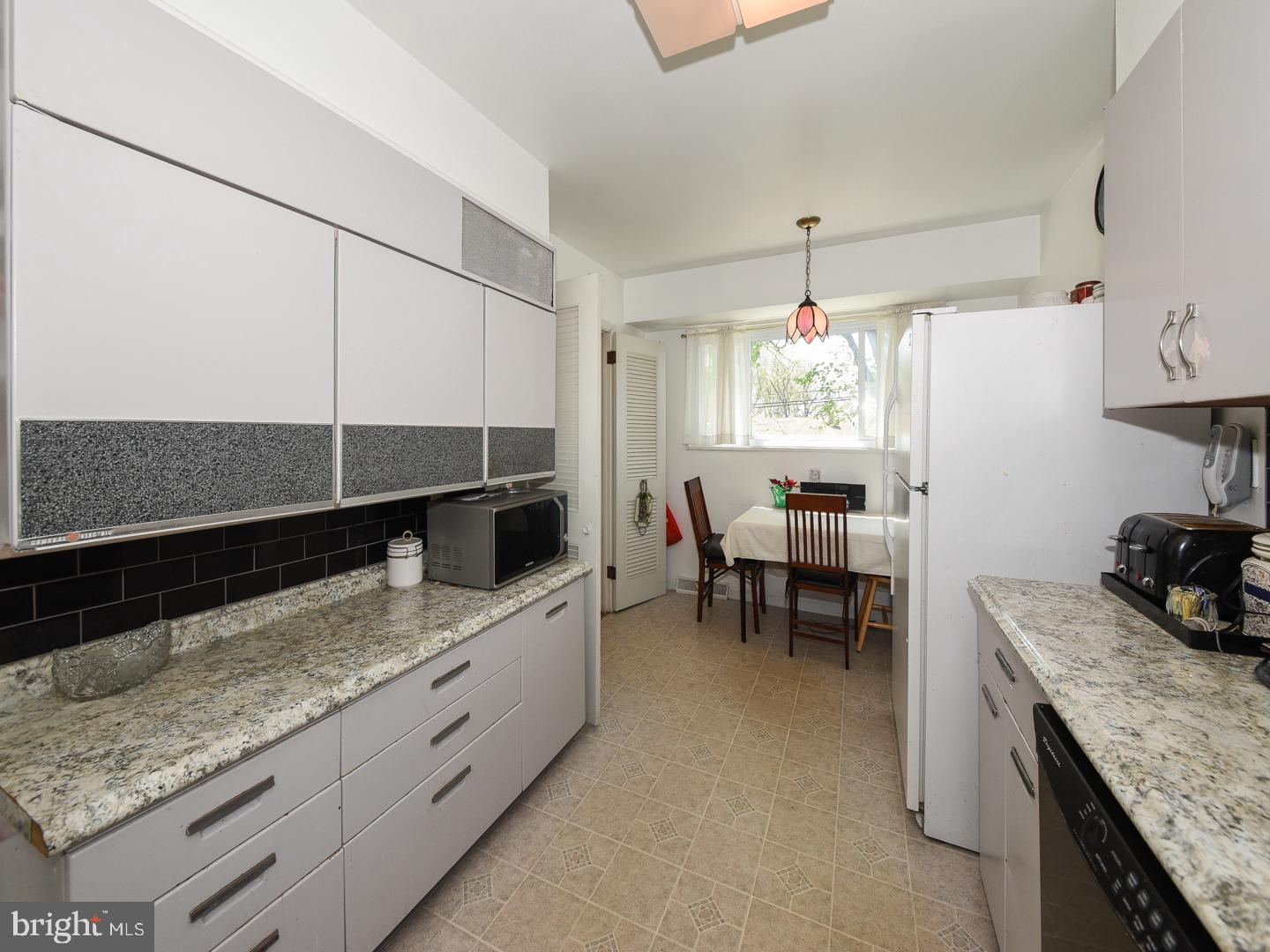 1500 Thornberry Road Wyncote, PA 19095 - Photo 24 of 40