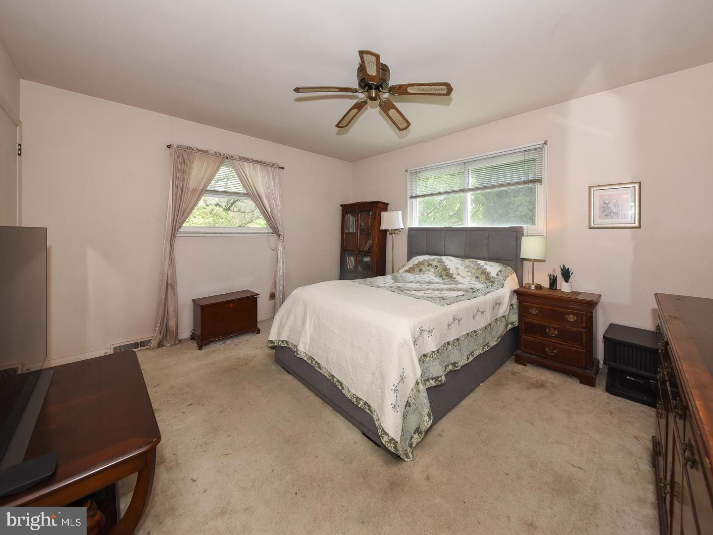 1500 Thornberry Road Wyncote, PA 19095 - Photo 27 of 40