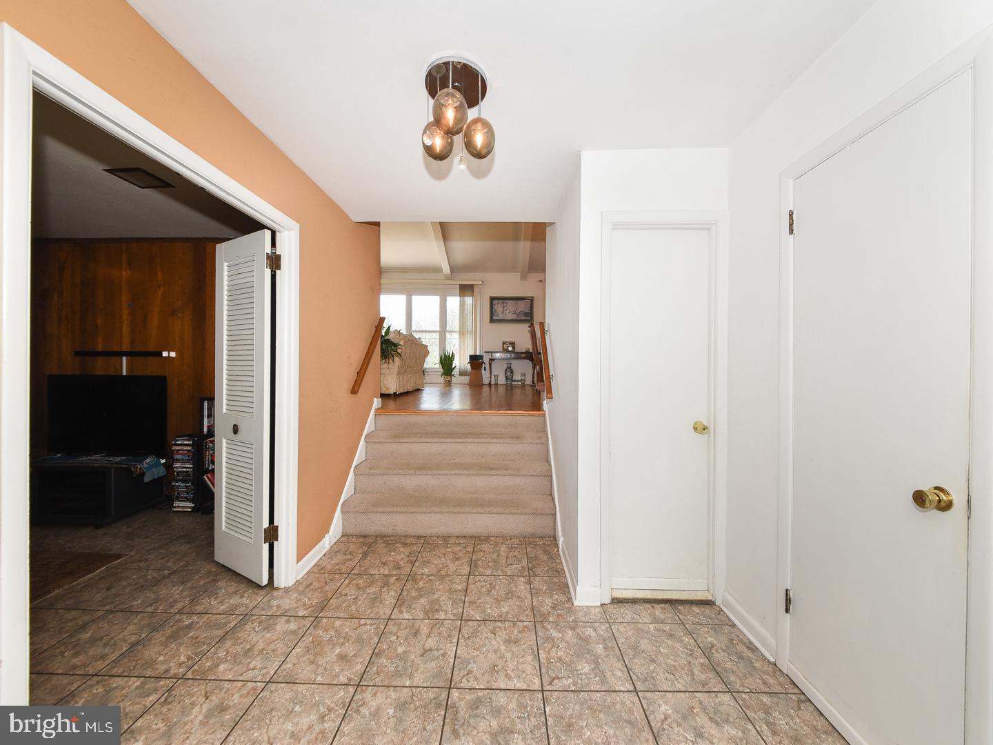 1500 Thornberry Road Wyncote, PA 19095 - Photo 8 of 40