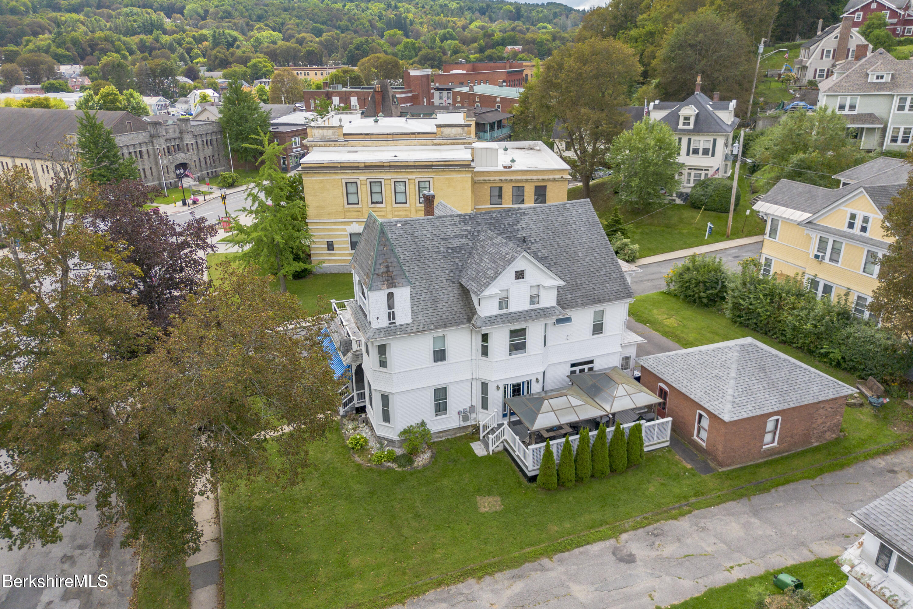 16 Maple Street Adams, MA 01220 - Photo 40 of 60 MapleSt_031