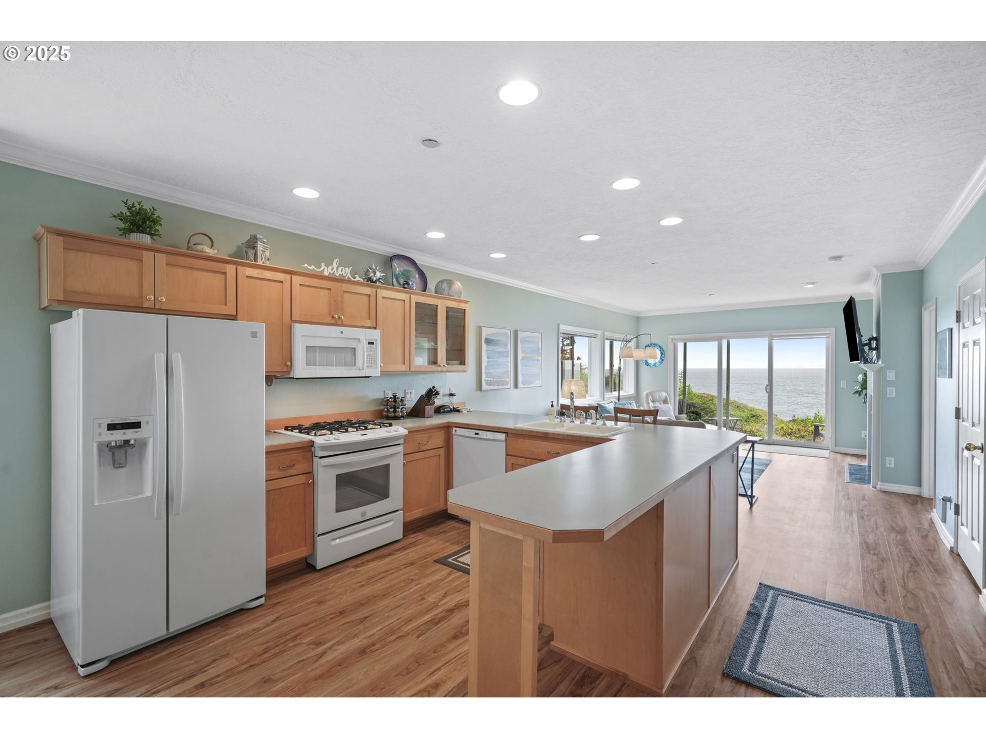 1113 Highway 101, Unit 1 Depoe Bay, OR 97341 - Photo 39 of 48