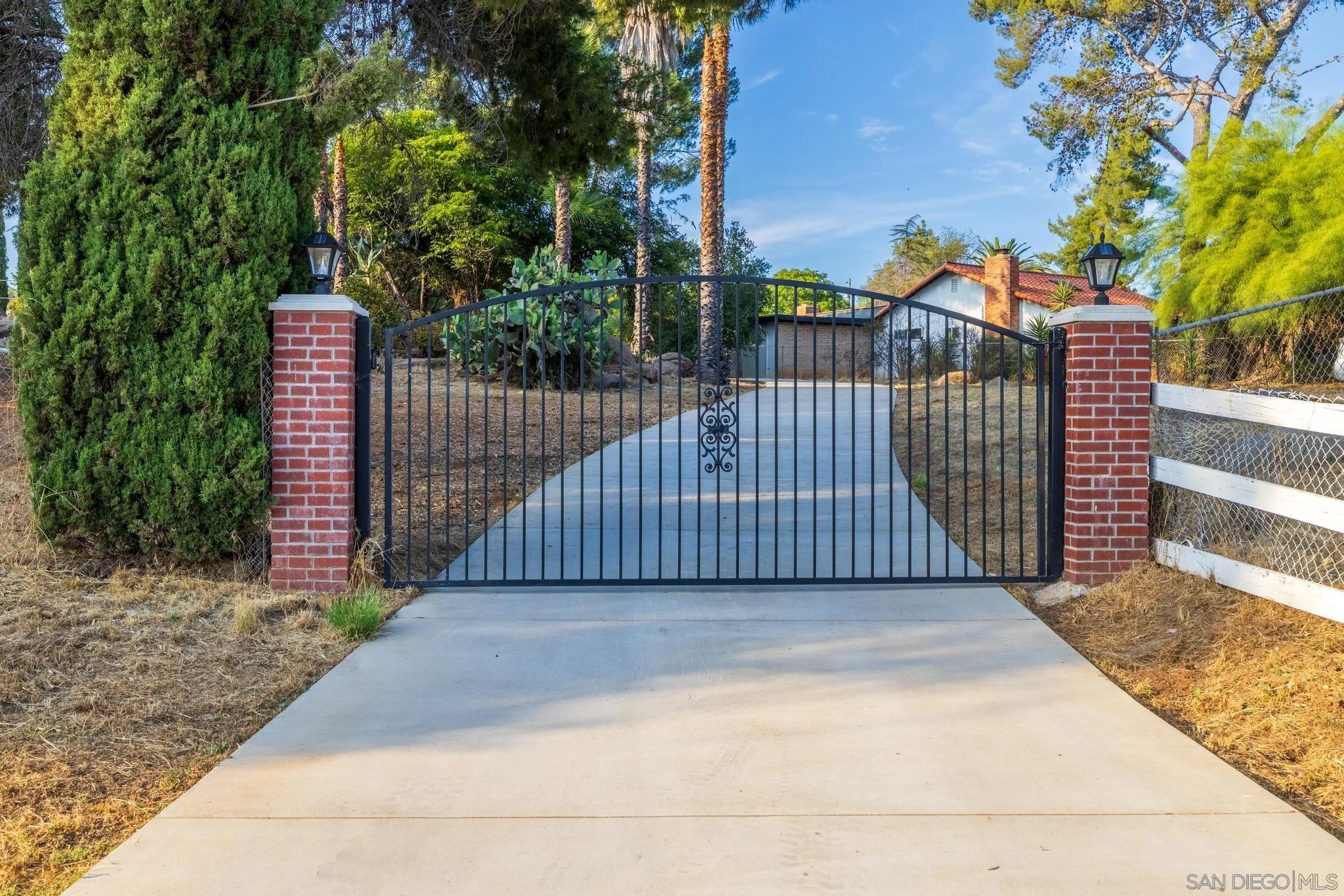 1230 Arnold Way Alpine, CA 91901 - Photo 41 of 60