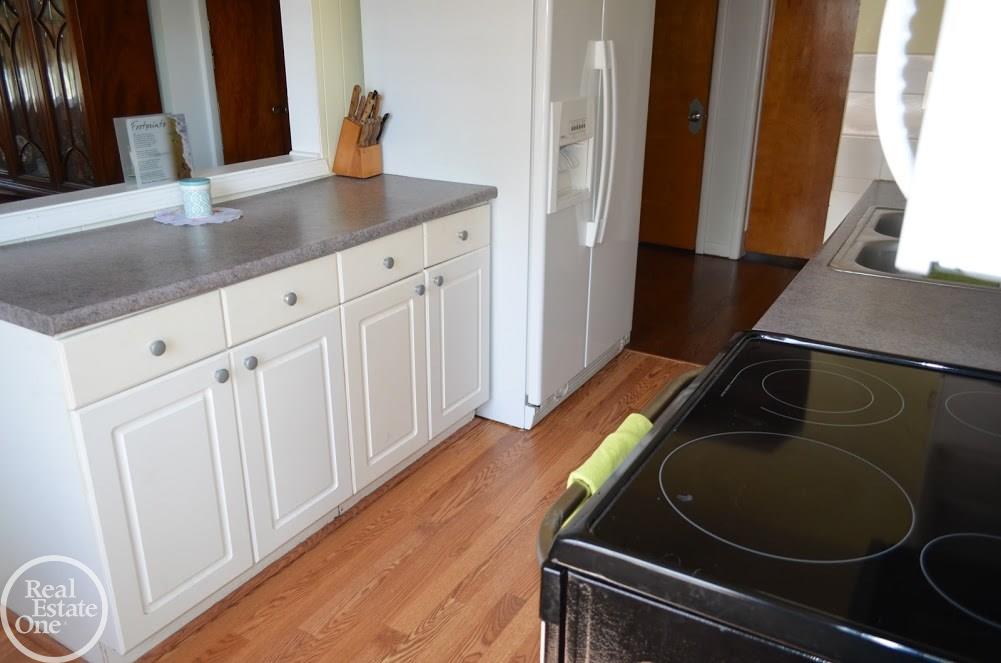18029 Stephens Eastpointe, MI 48021 - Photo 5 of 6 Gallery Image 5