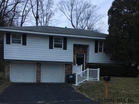 11 Chestnut Court Rensselaer, NY 12144 - Photo 1 of 6 Photo 1