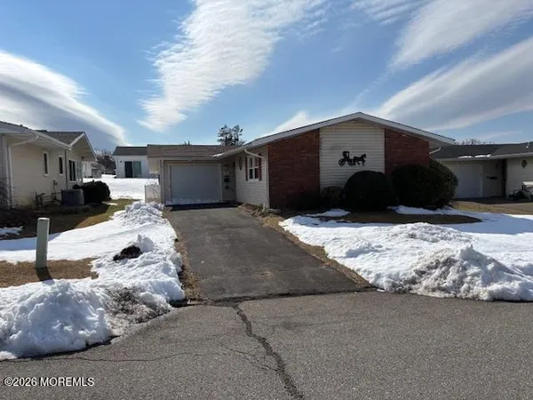 $279,900 | 34 Collins Court, Brick, NJ 08724
