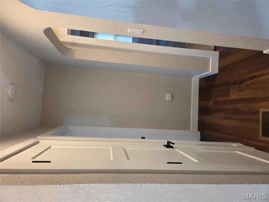 9915 N Road Fairview Heights, IL 62208 - Photo 16 of 38