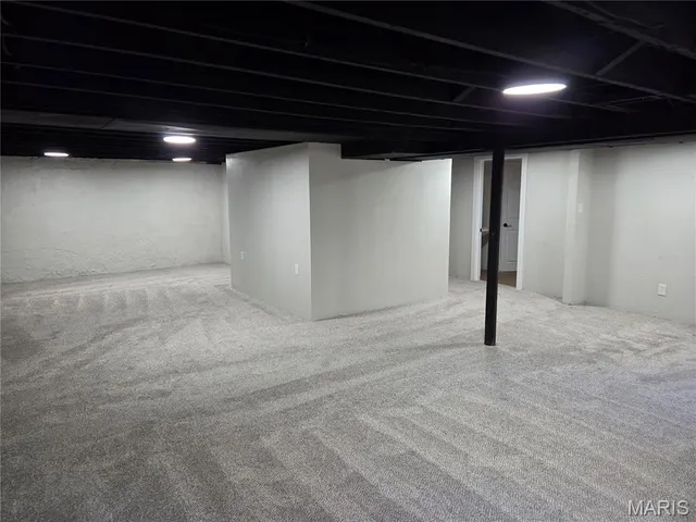 $228,500 | 9915 N Road, Fairview Heights, IL 62208