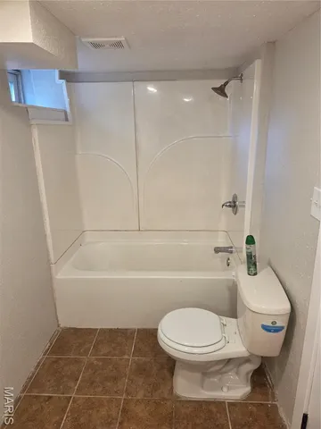 $228,500 | 9915 N Road, Fairview Heights, IL 62208