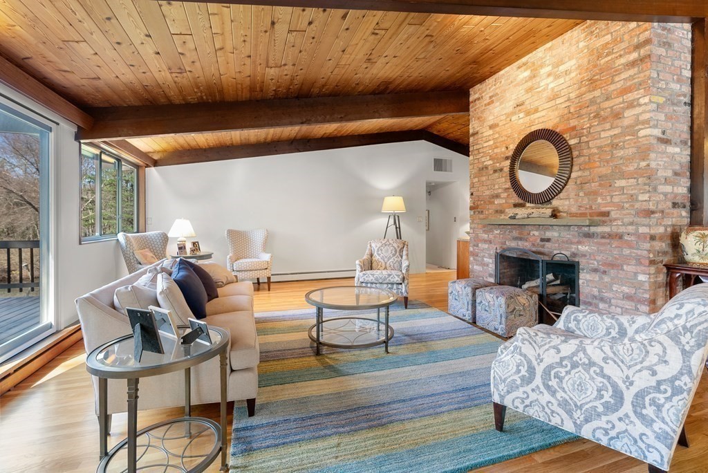 54 Baker Bridge Road Lincoln, MA 01773 - Photo 3 of 25