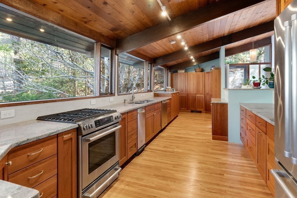 54 Baker Bridge Road Lincoln, MA 01773 - Photo 7 of 25