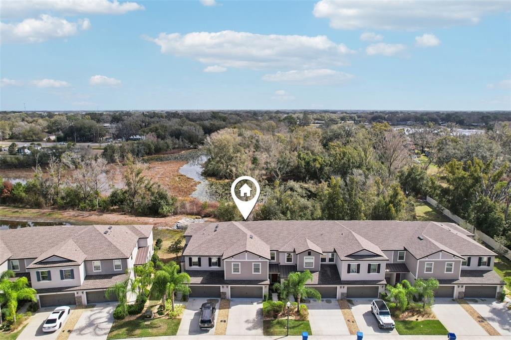 1306 White Fox Run Lutz, FL 33549 - Photo 32 of 35 an aerial view of multiple house