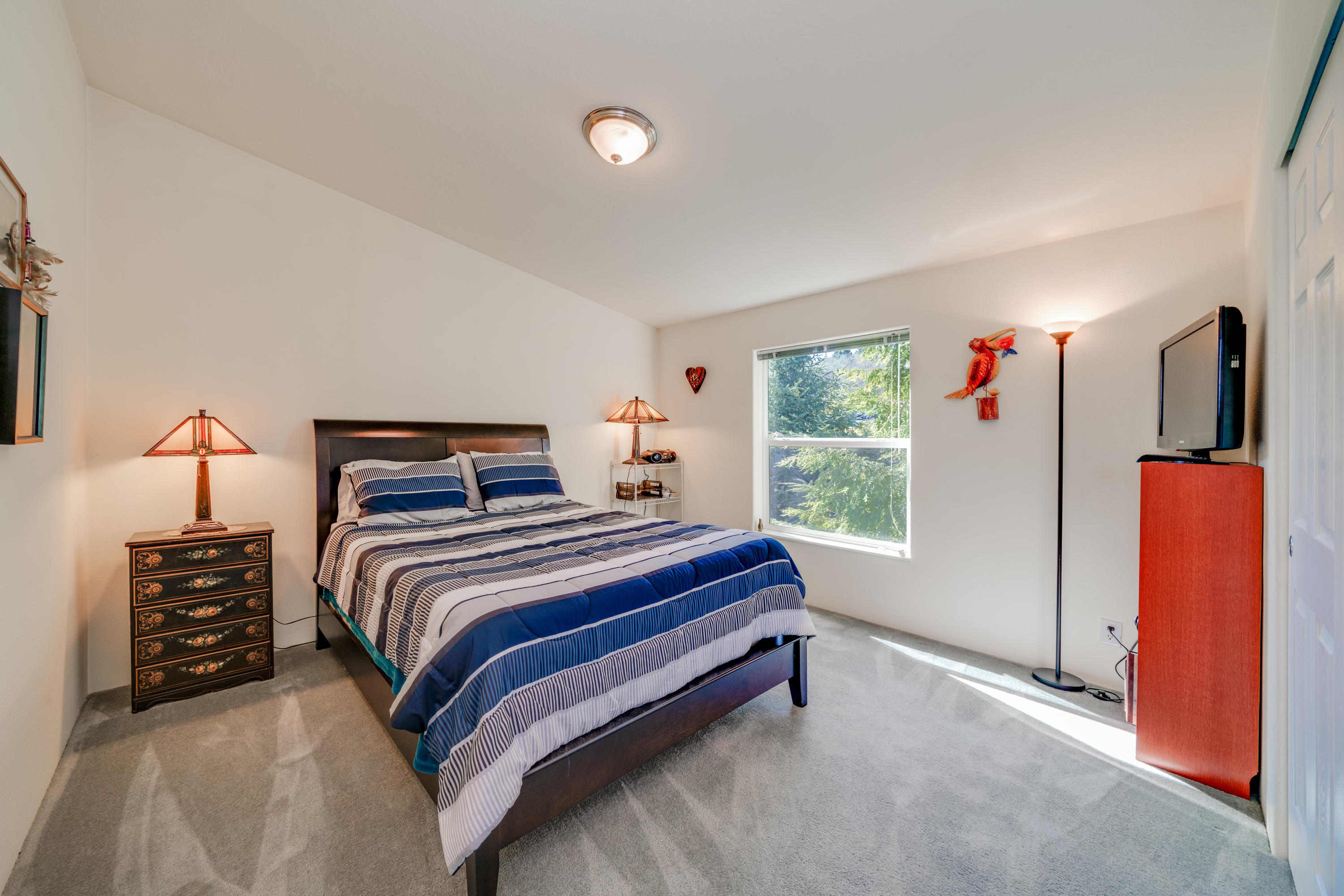 178 South River View Street Wheeler, OR 97147 - Photo 11 of 32 2nd bedroom