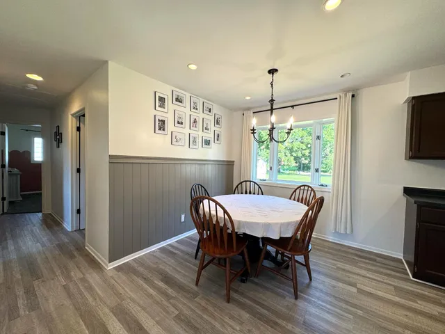 $296,900 | 305 East Crocker Street, Fox Lake, WI 53933