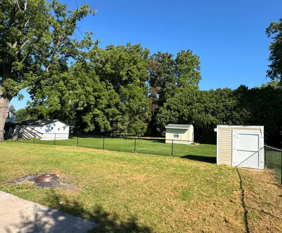 $296,900 | 305 East Crocker Street, Fox Lake, WI 53933