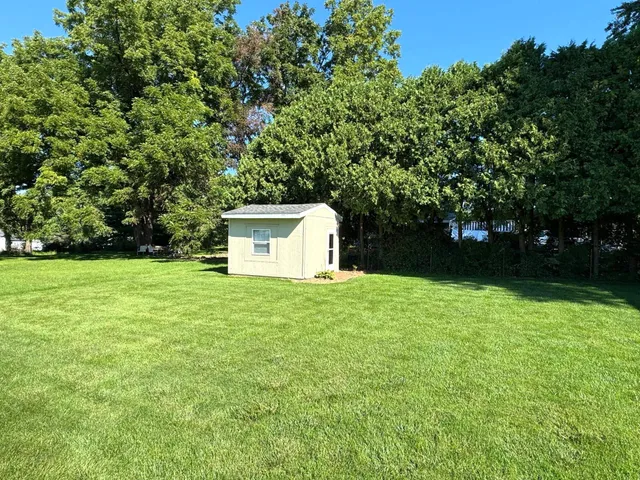 $296,900 | 305 East Crocker Street, Fox Lake, WI 53933