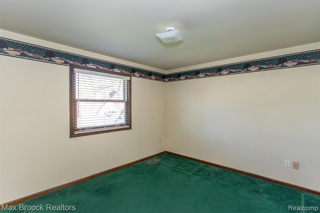 1772 North Kilburn Road Rochester Hills, MI 48306 - Photo 40 of 49
