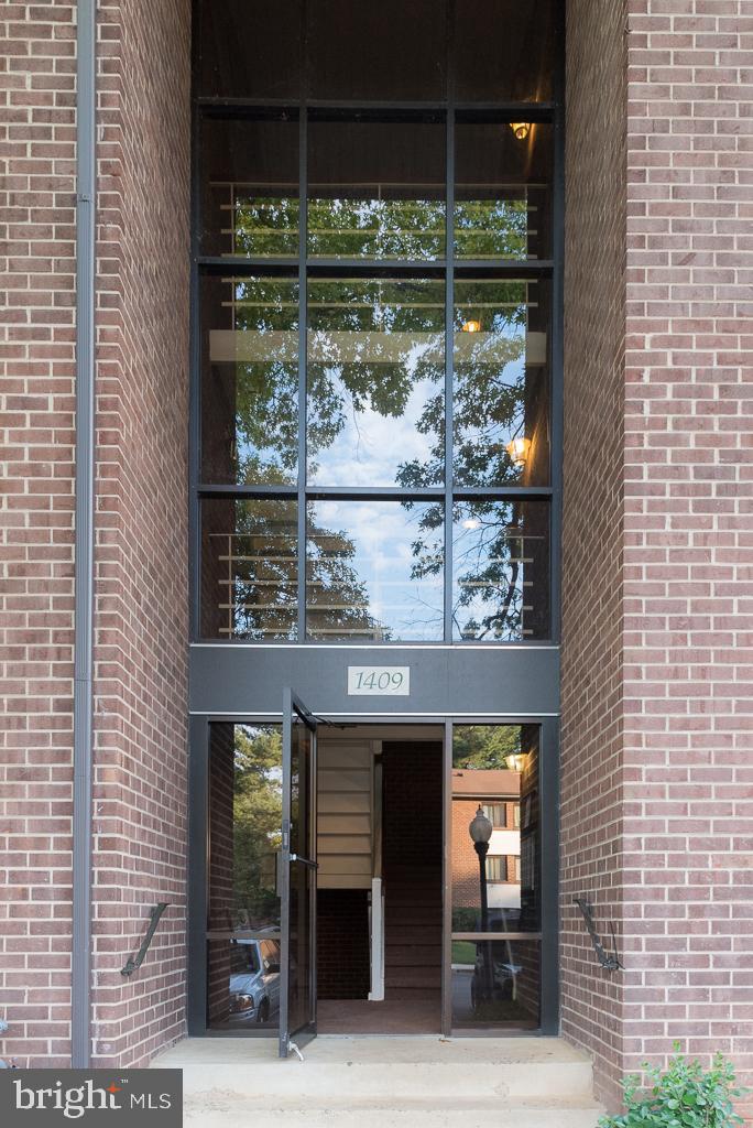 1409 Northgate Square, Unit 1A Reston, VA 20190 - Photo 19 of 19 Hope to see you soon!!!