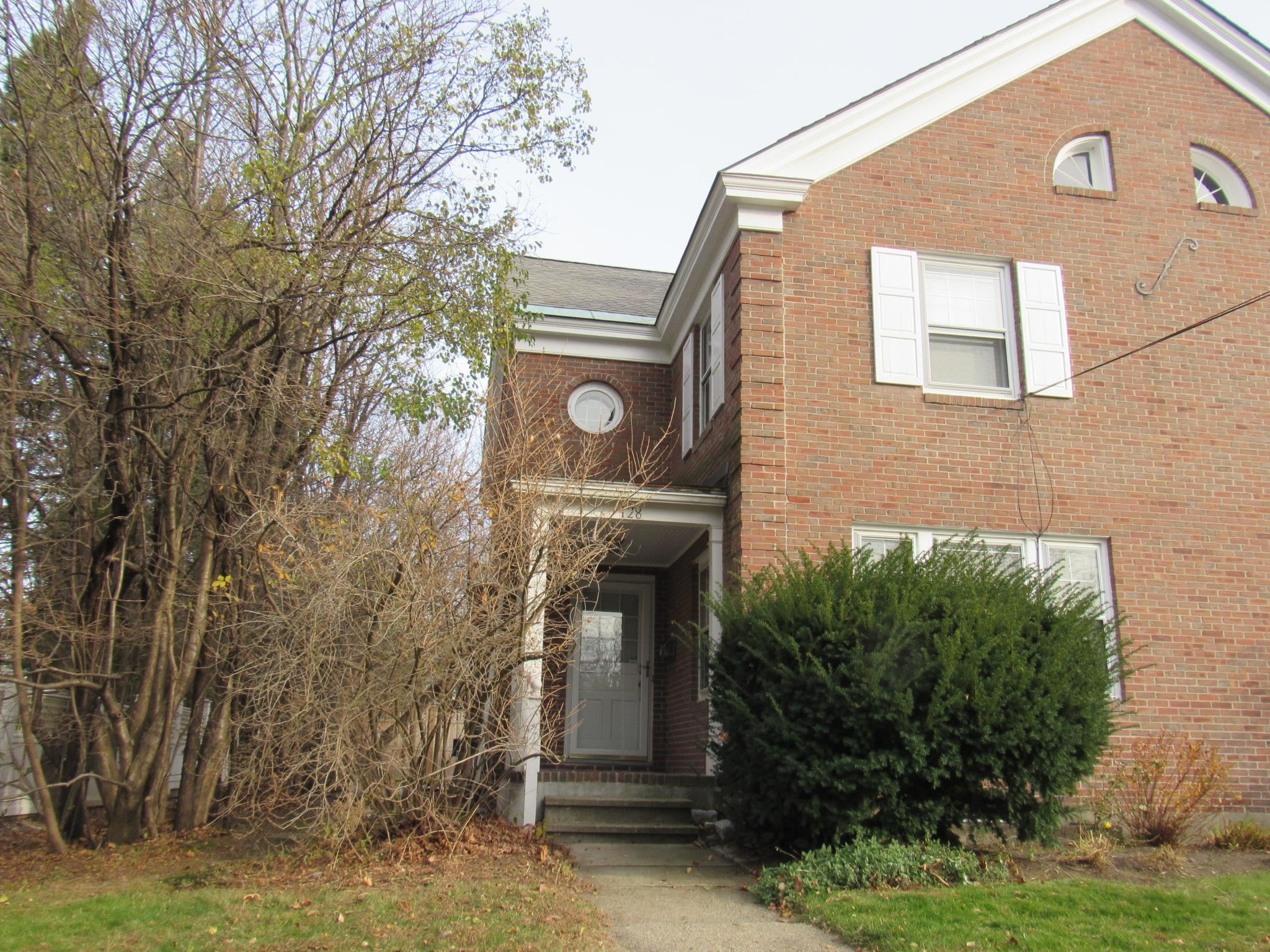 128 Summit Street Burlington, VT 05401 - Photo 1 of 37 Gallery Image 1