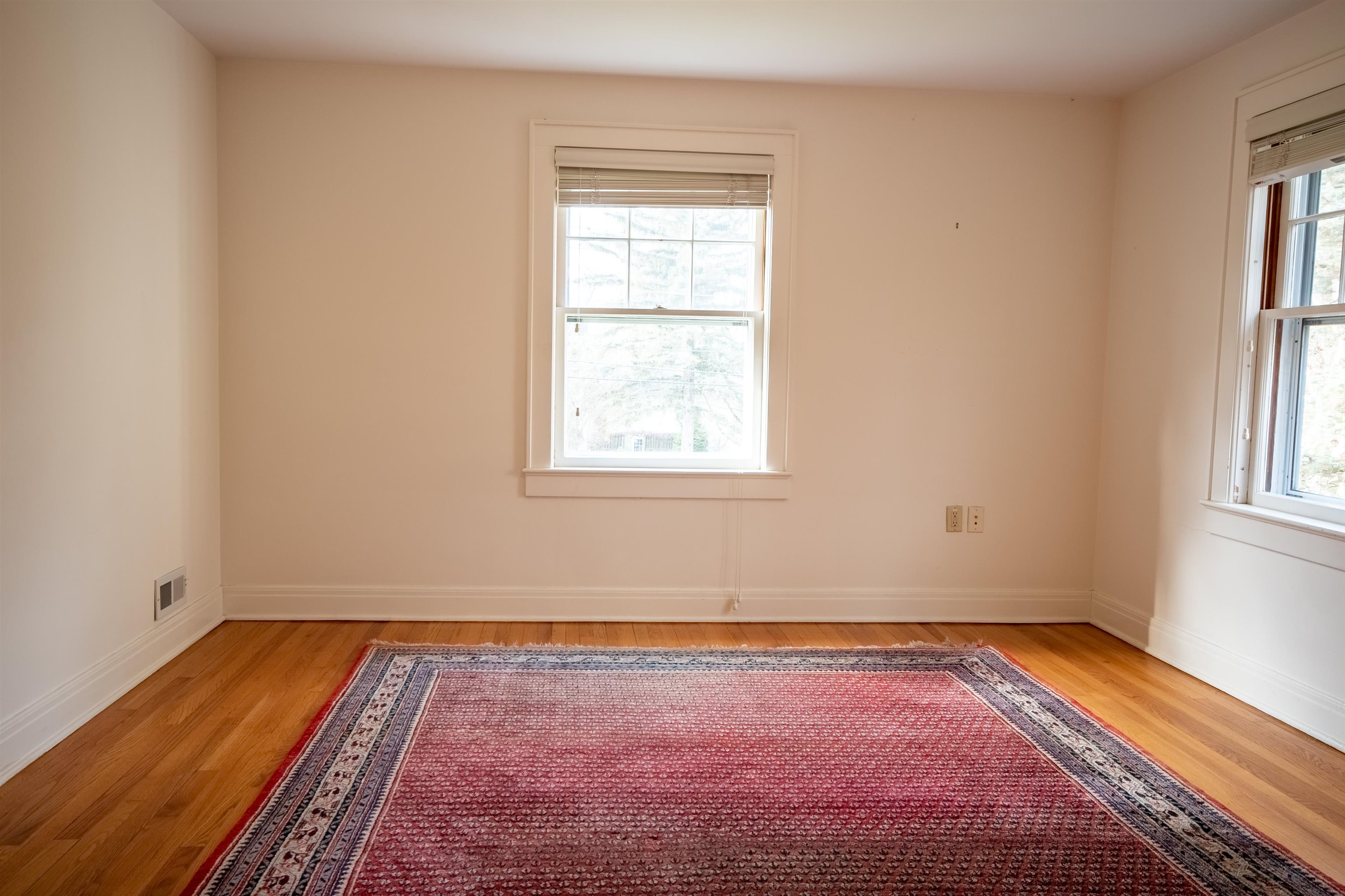 128 Summit Street Burlington, VT 05401 - Photo 19 of 37 Gallery Image 19