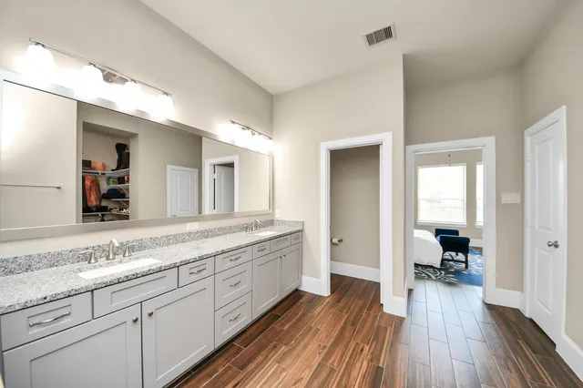 $580,000 | 31201 Redwood Manor Court, Spring, TX 77386