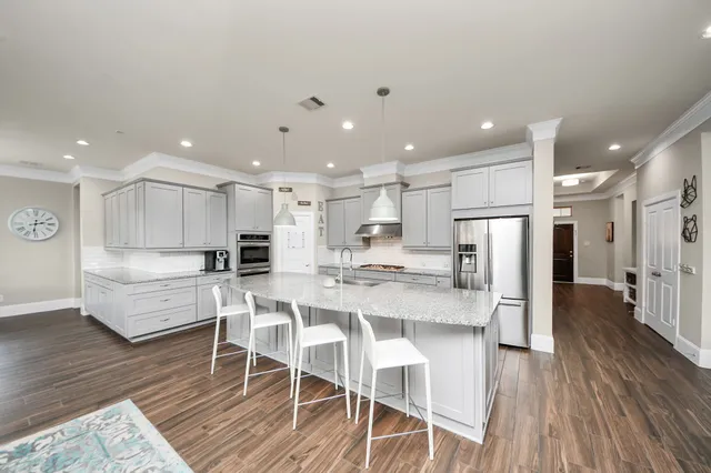 $580,000 | 31201 Redwood Manor Court, Spring, TX 77386