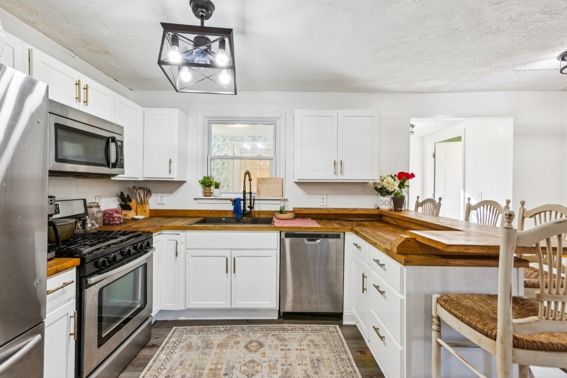 1099 Henley Road Ashland City, TN 37015 - Photo 8 of 25