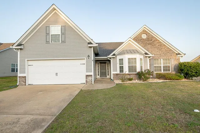 $332,900 | 8 Springwood Court, Phenix City, AL 36870
