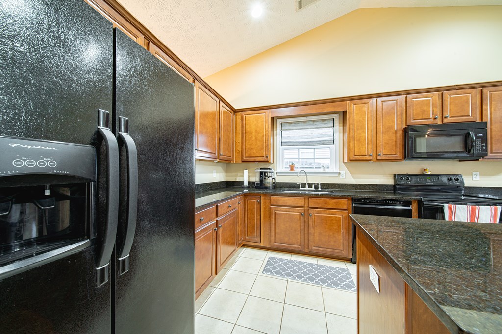 8 Springwood Court Phenix City, AL 36870 - Photo 11 of 49