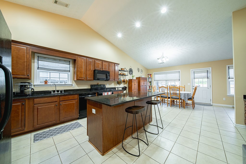 8 Springwood Court Phenix City, AL 36870 - Photo 12 of 49