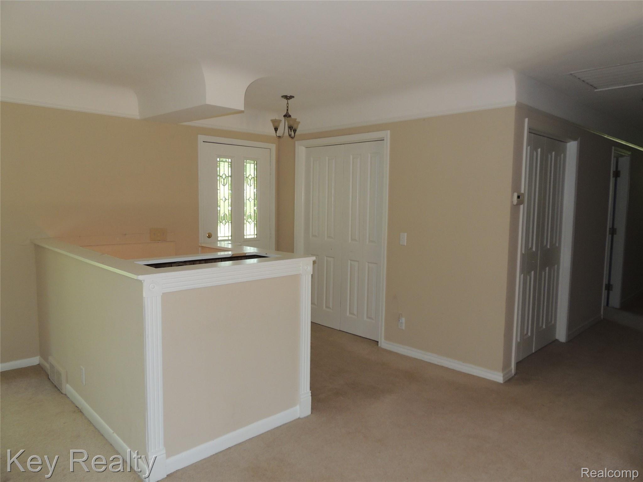 7875 Tower Road Northville, MI 48168 - Photo 14 of 23 DSCN9612.JPG
