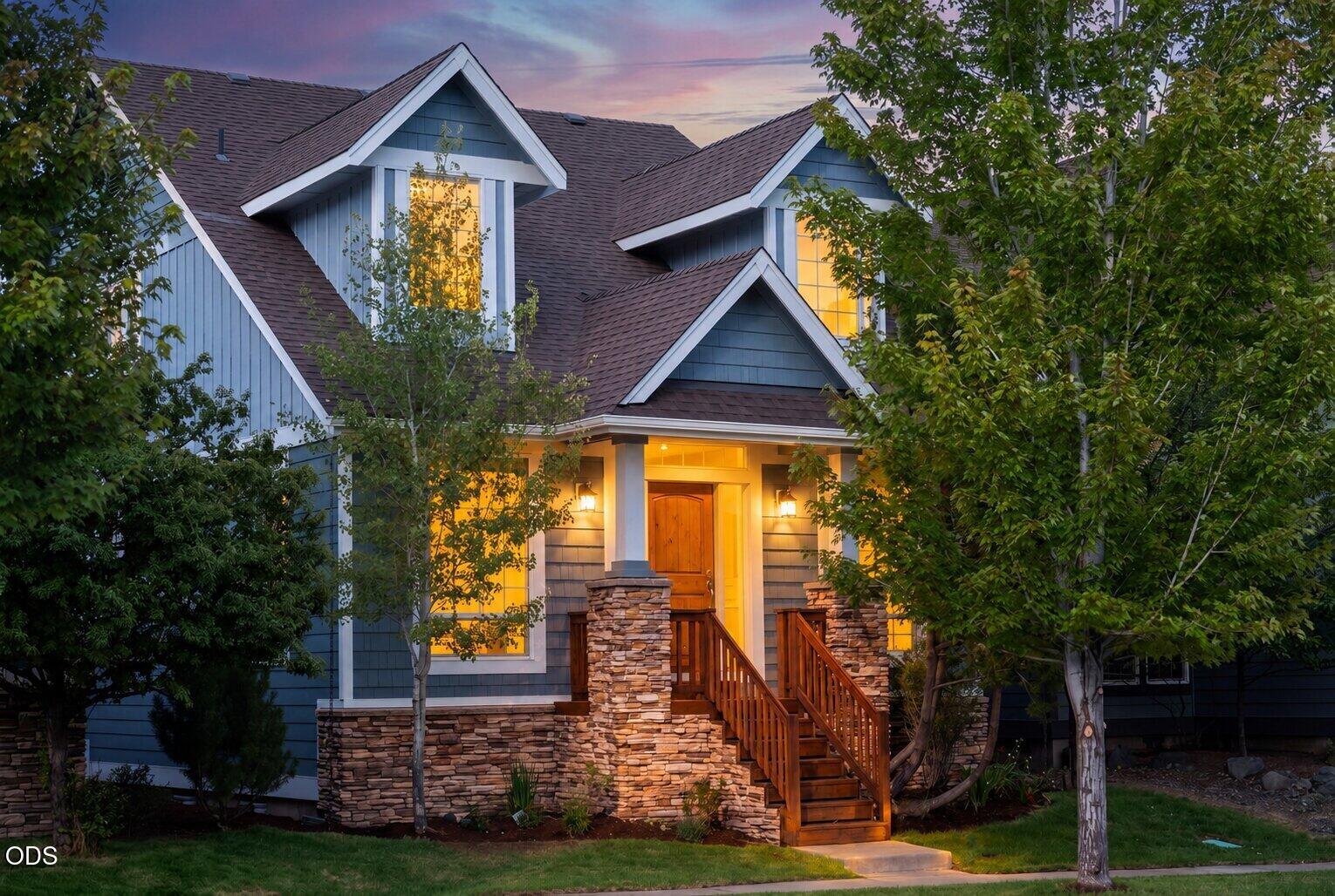 2526 Northwest Awbrey Road Bend, OR 97703 - Photo 2 of 44 Gallery Image 2