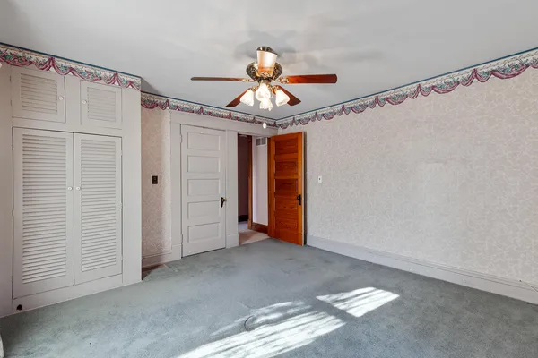 $173,000 | 404 South McKenzie Street South, Adrian, MI 49221