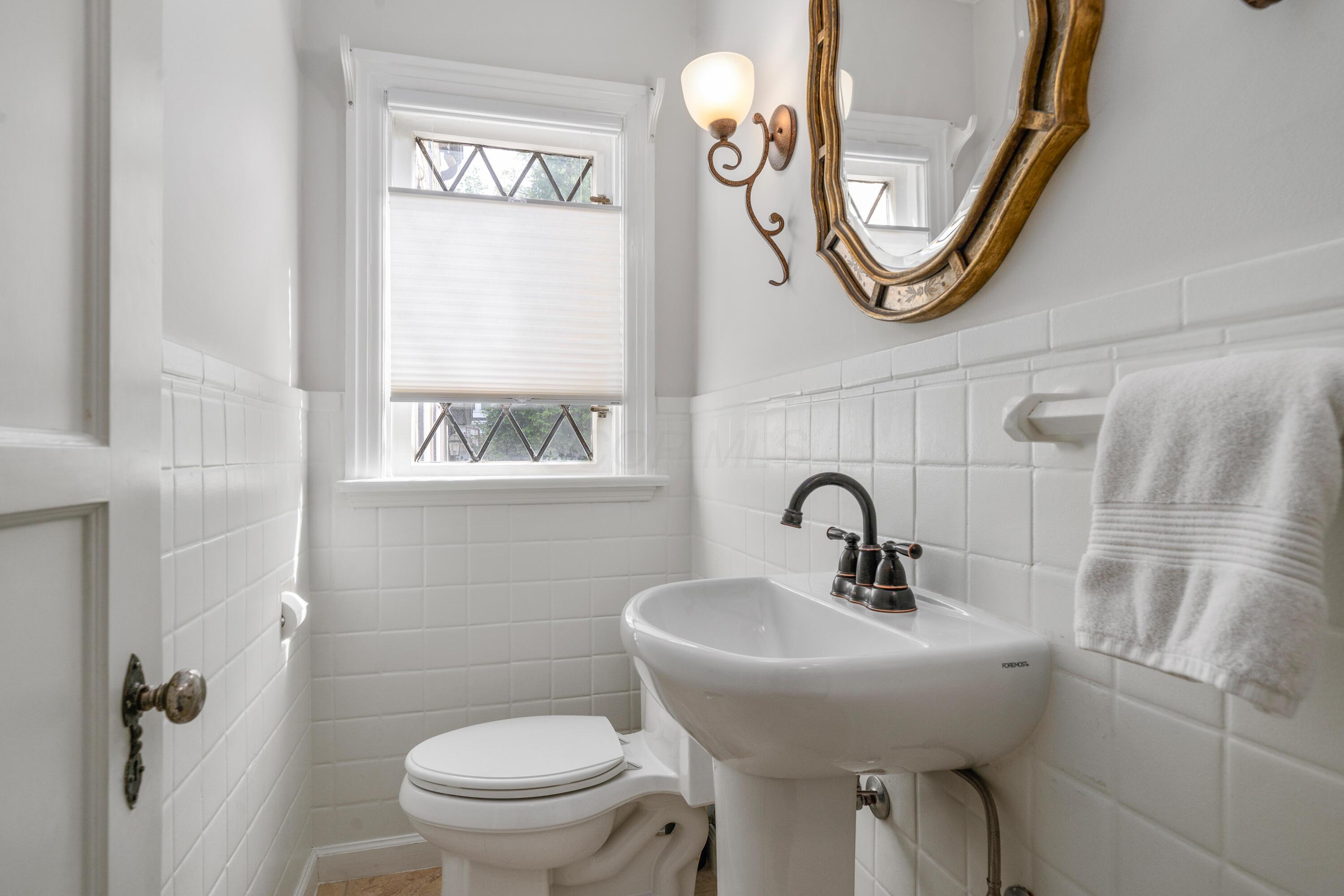 2389 Bryden Road Columbus, OH 43209 - Photo 19 of 90 DSC03187