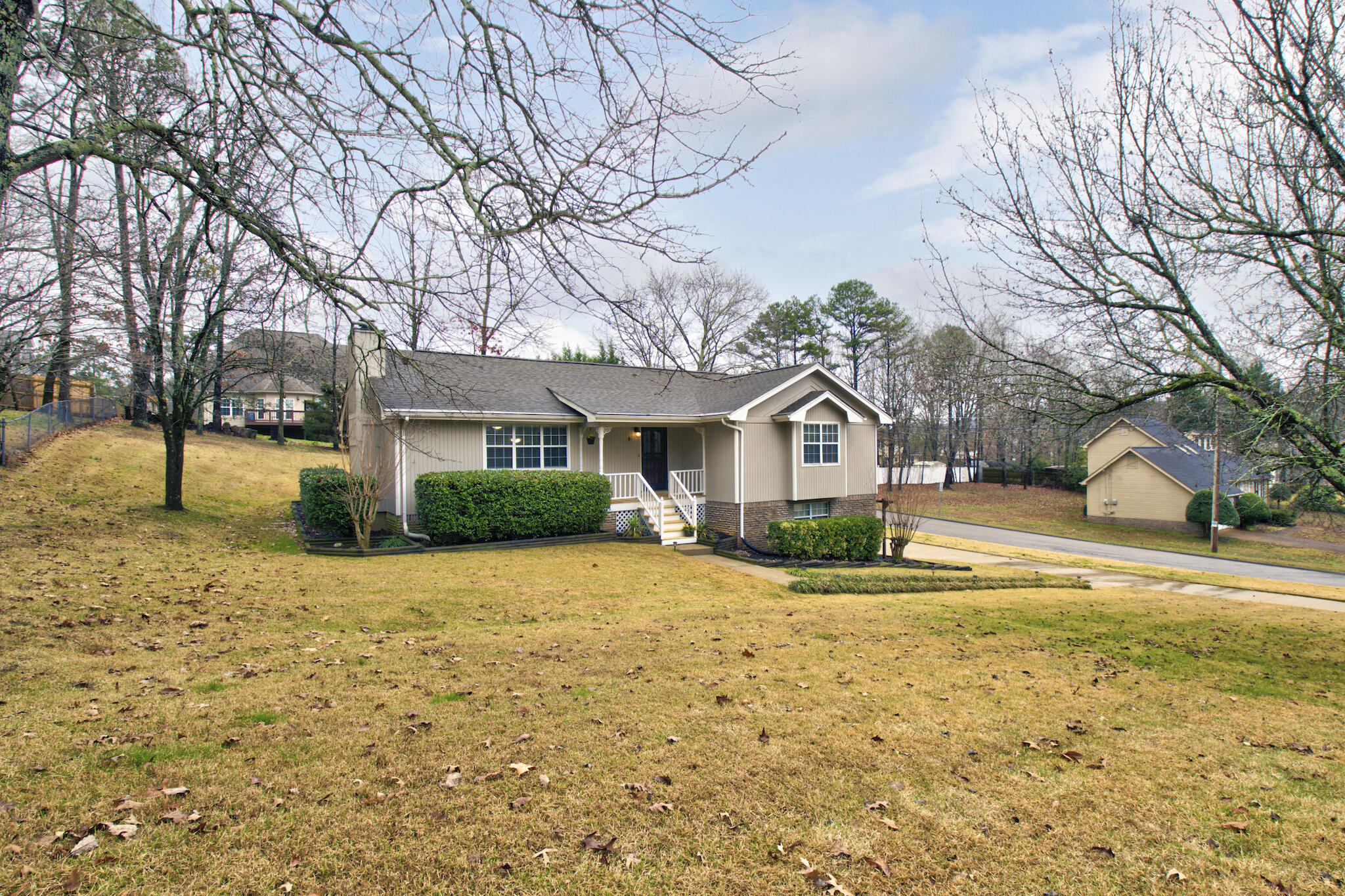 8919 Quail Run Drive Chattanooga, TN 37421 - Photo 3 of 49 8919 Quail Run Dr 1
