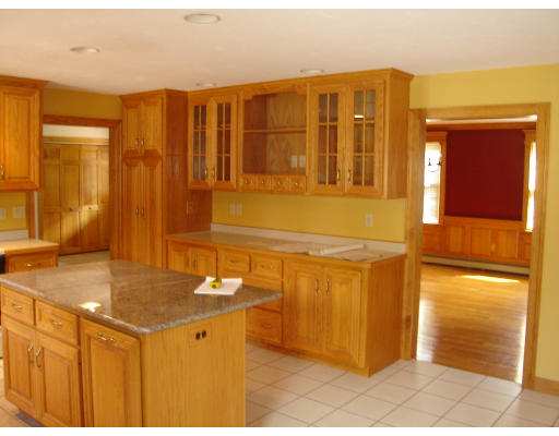 25 Pierce Road Sutton, MA 01590 - Photo 5 of 11 Gallery Image 5