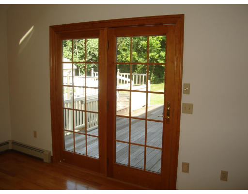 25 Pierce Road Sutton, MA 01590 - Photo 10 of 11 Gallery Image 10