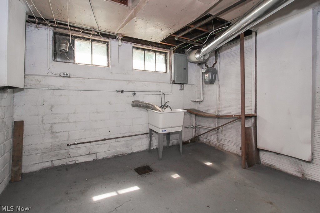 18001 Marcella Road Cleveland, OH 44119 - Photo 21 of 23 Gallery Image 21