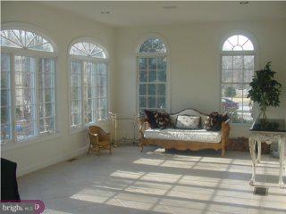 324 Stone Cliff Road Princeton, NJ 08540 - Photo 4 of 6