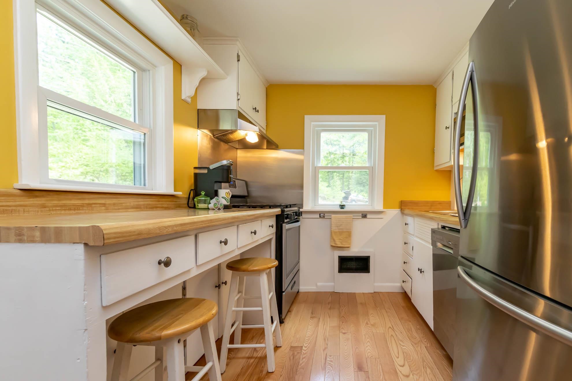 29 Hammond Road Deerfield, NH 03037 - Photo 12 of 36