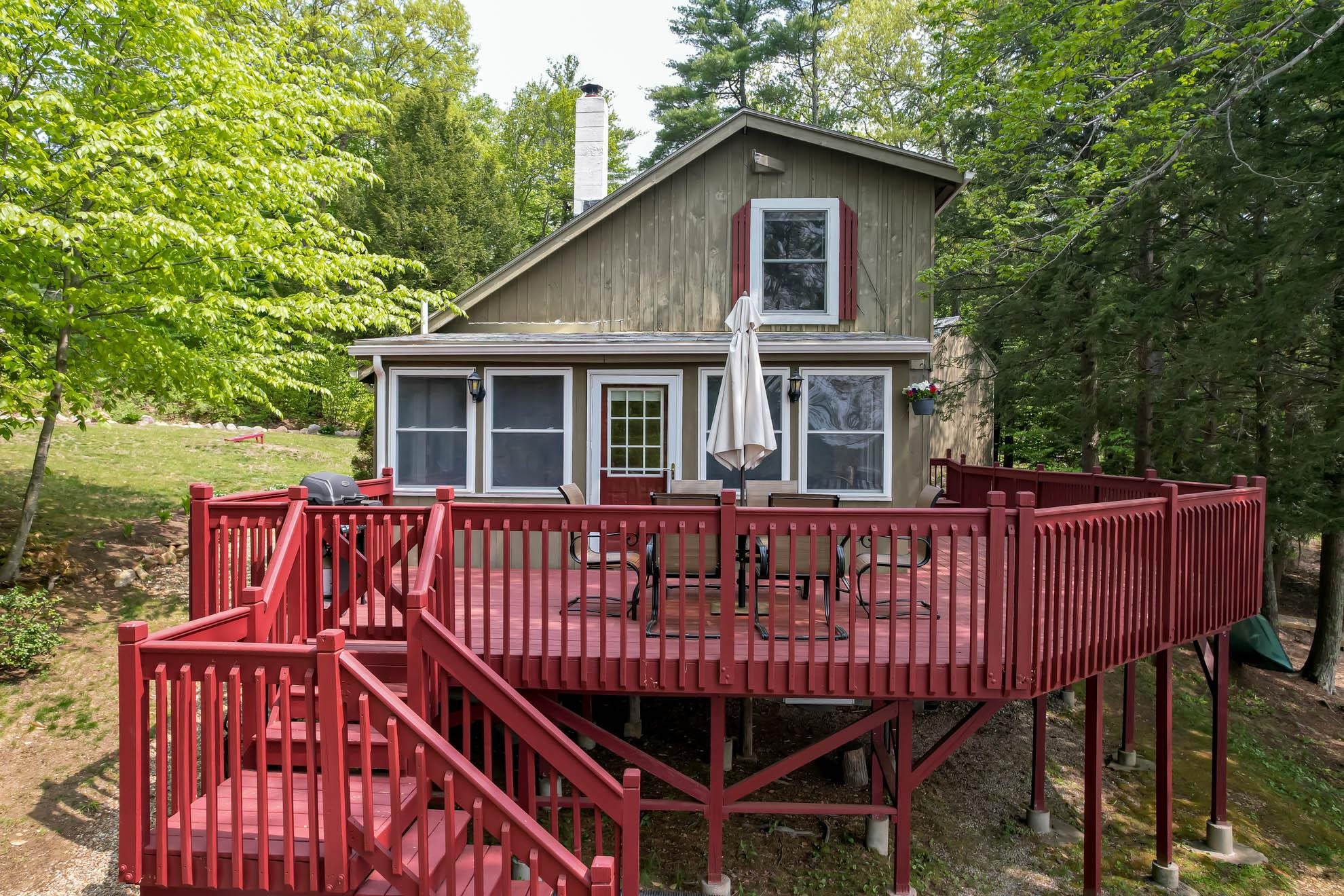29 Hammond Road Deerfield, NH 03037 - Photo 2 of 36