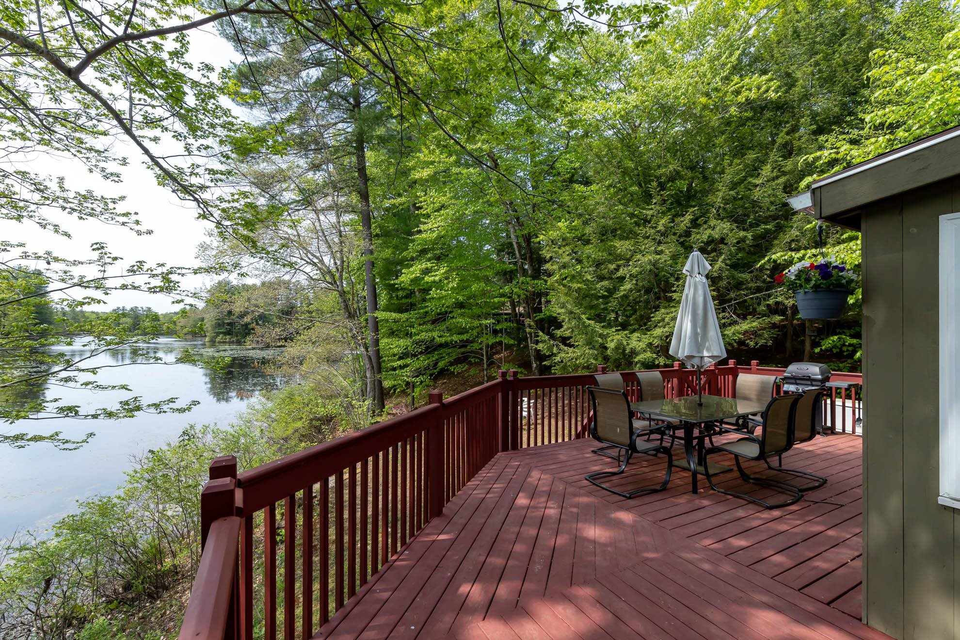 29 Hammond Road Deerfield, NH 03037 - Photo 31 of 36