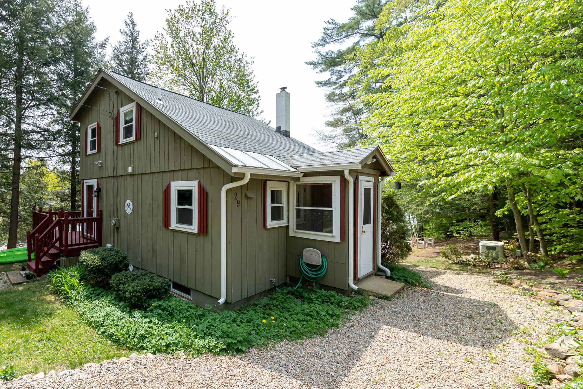 29 Hammond Road Deerfield, NH 03037 - Photo 9 of 36