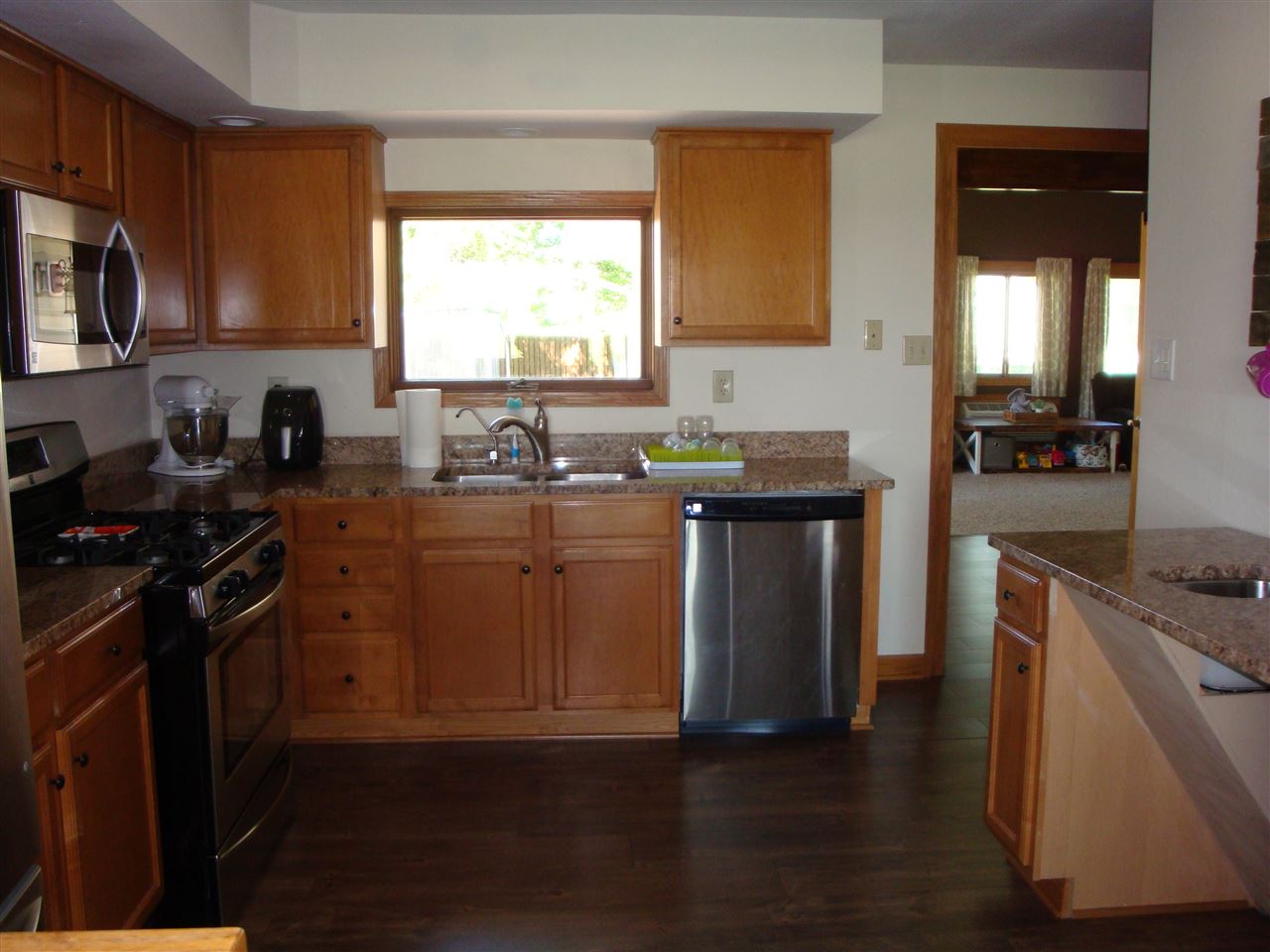 13950 Poplar Grove Road Poplar Grove, IL 61065 - Photo 5 of 24 Gallery Image 5