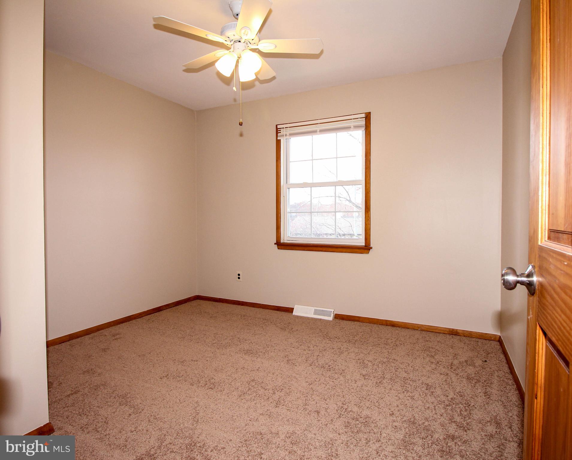 814 Dunbury Road Fairless Hills, PA 19030 - Photo 17 of 30 Bedroom 1