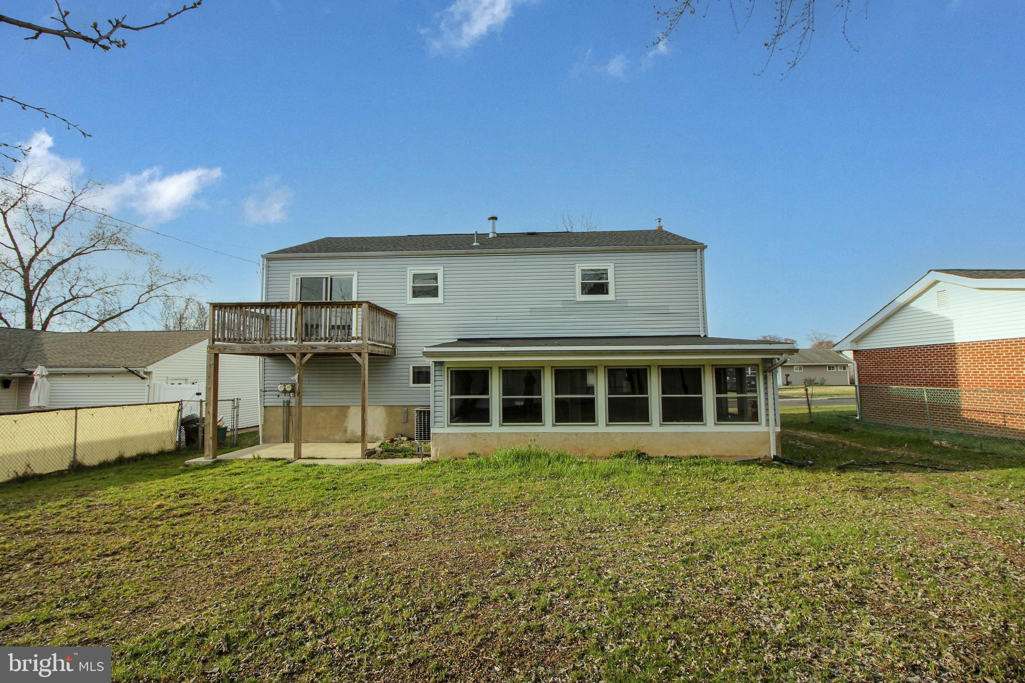 814 Dunbury Road Fairless Hills, PA 19030 - Photo 4 of 30 Back