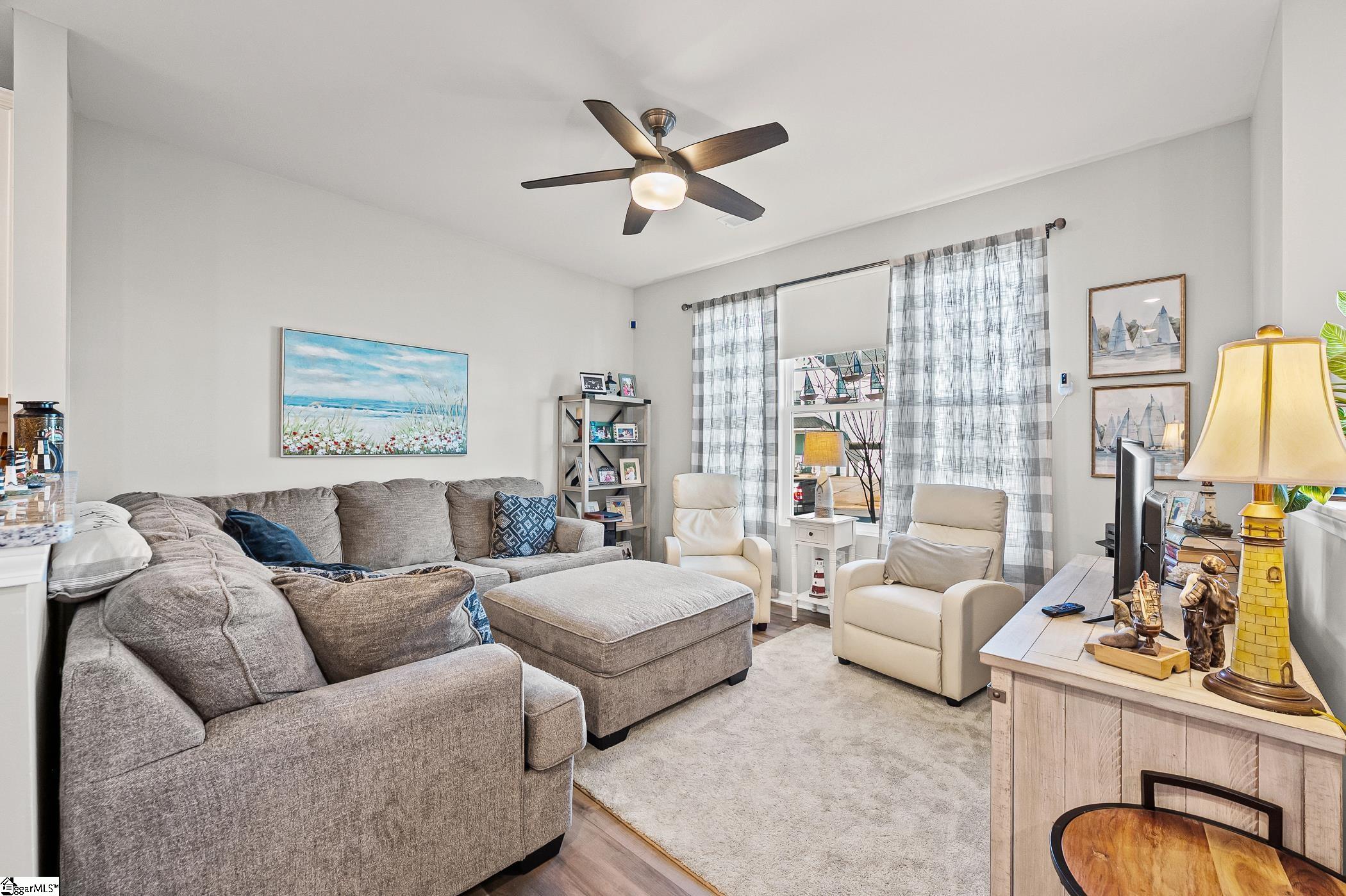 309 Novelty Drive Greer, SC 29651 - Photo 4 of 38