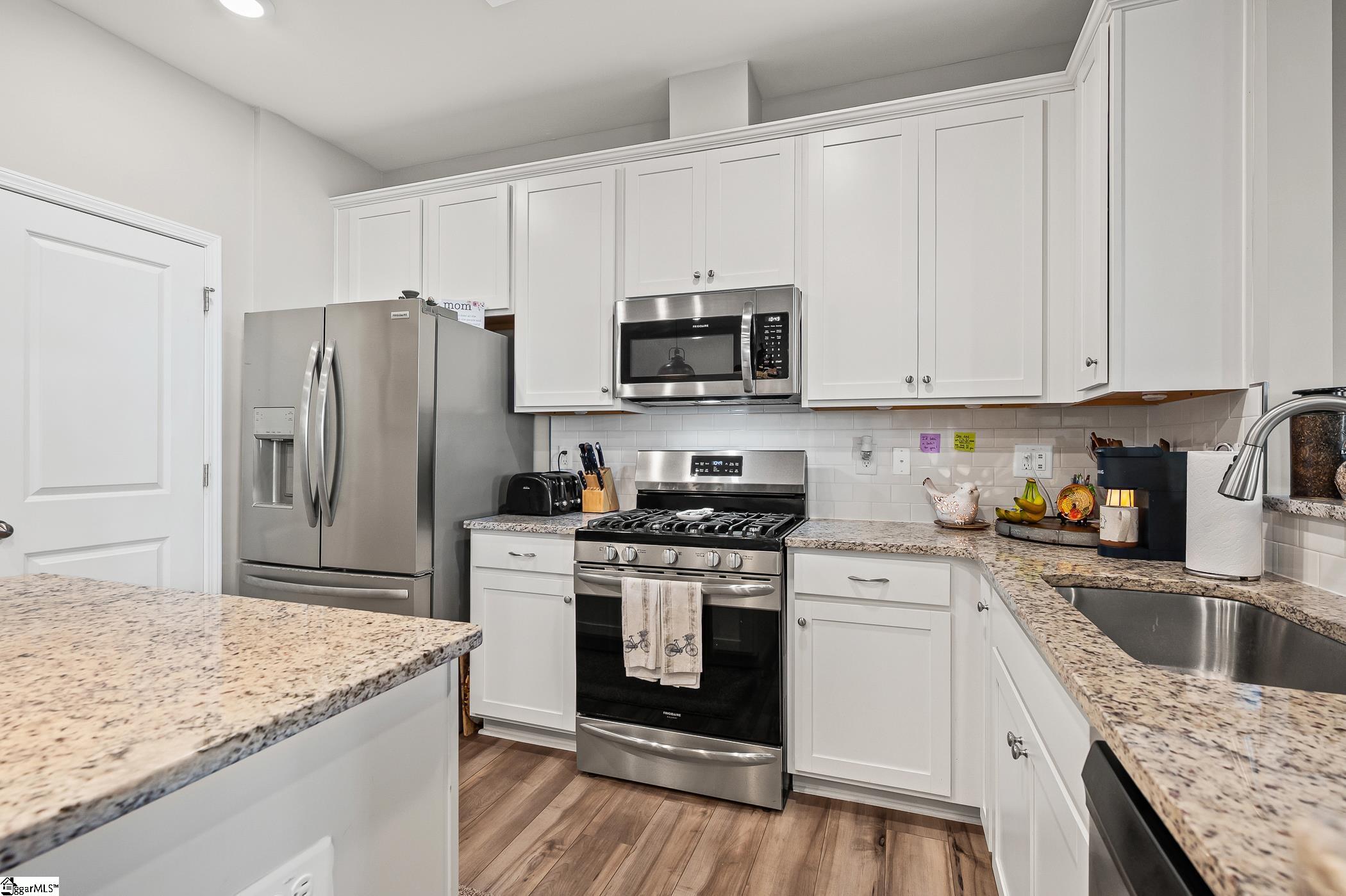 309 Novelty Drive Greer, SC 29651 - Photo 6 of 38