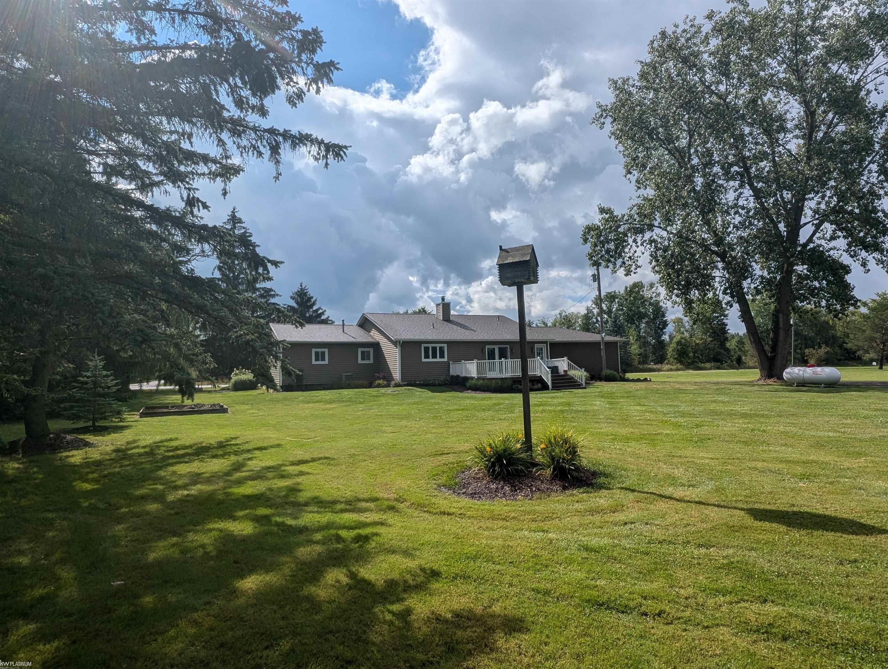 1004 Miller Road Memphis, MI 48041 - Photo 8 of 56 50150478-d33072a5-bd5a-49e9-b34a-3bccce437915.JPG
