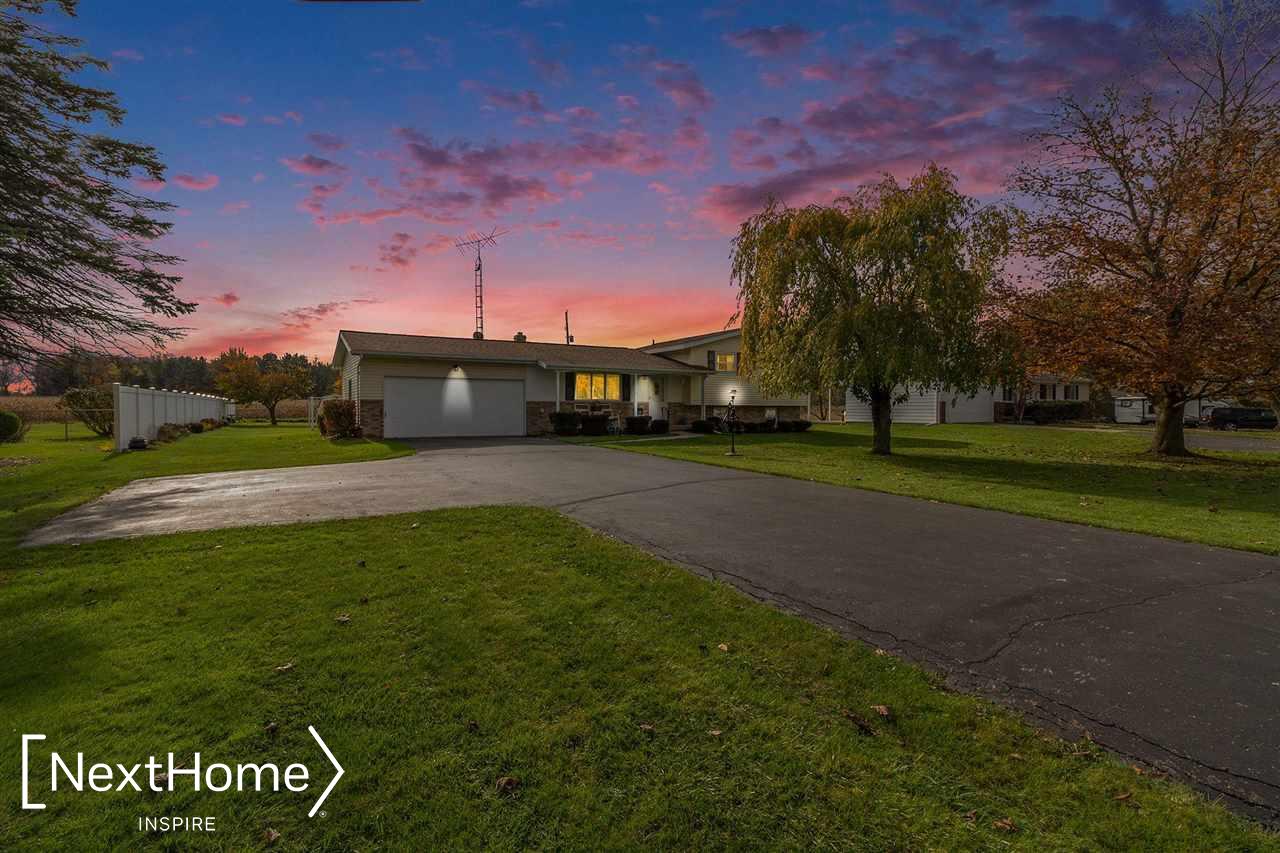 9173 Potter Road Flushing, MI 48433 - Photo 2 of 33