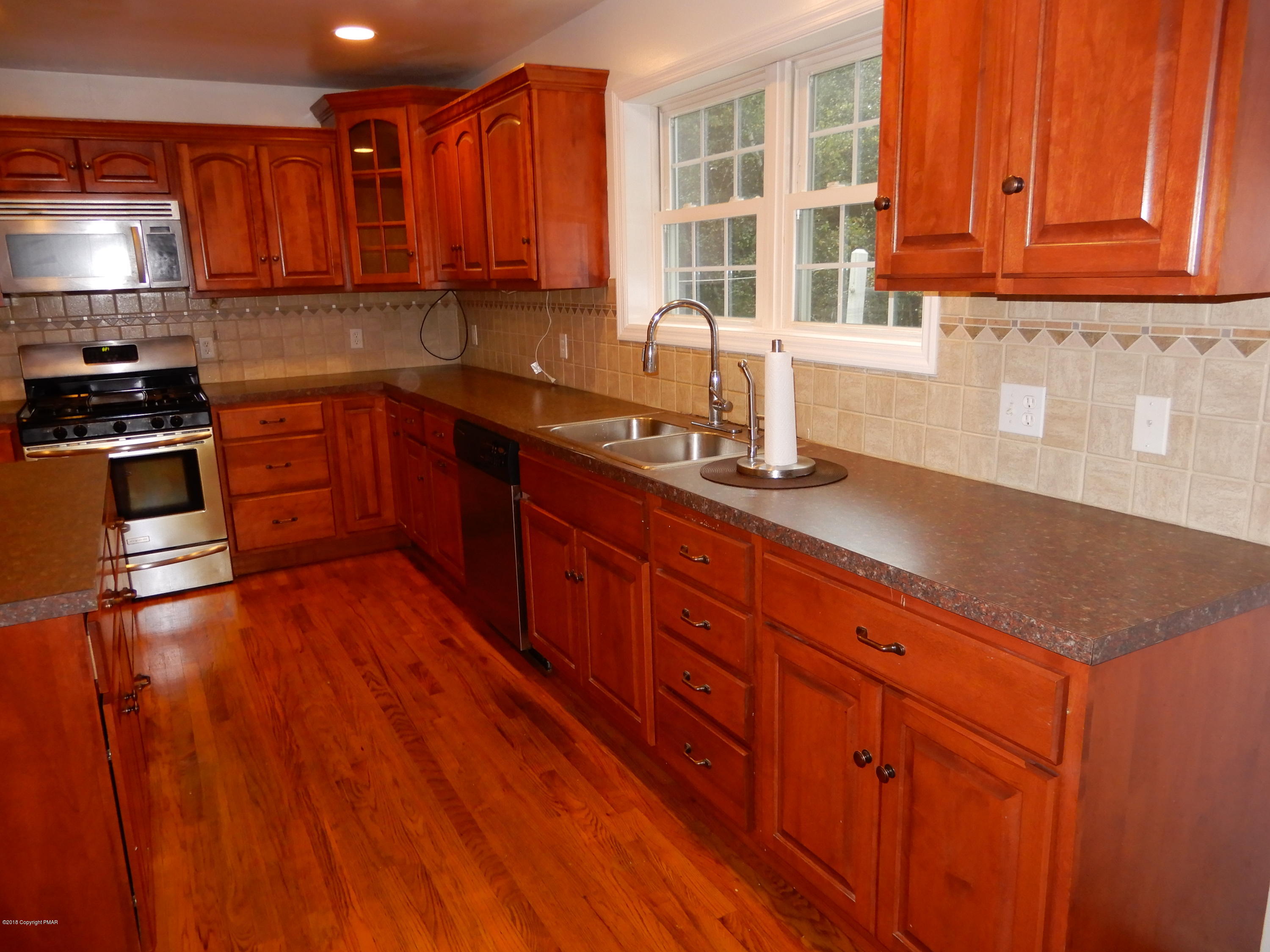 251 Sage Road Long Pond, PA 18334 - Photo 12 of 37 Kitchen